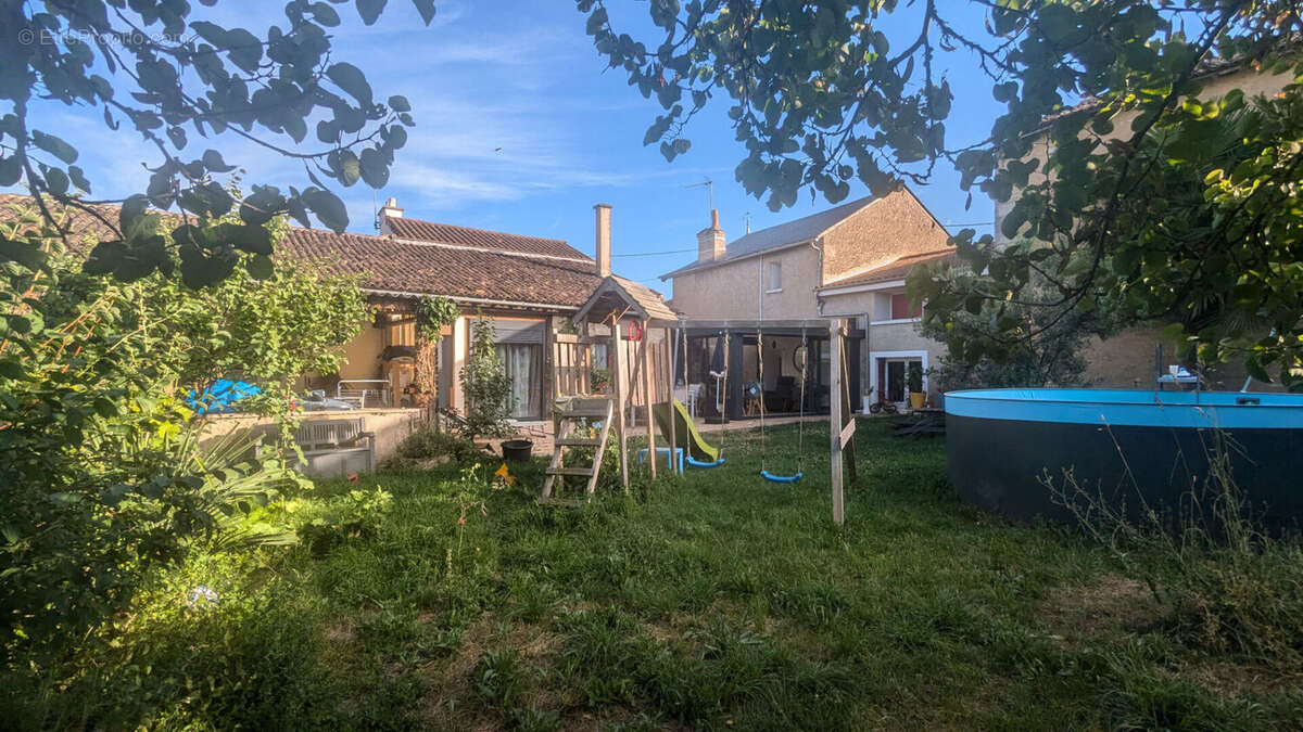Maison à POITIERS