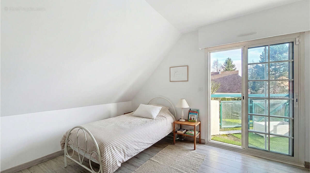 Maison à GUERMANTES