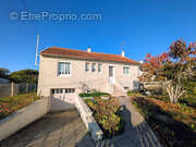 Maison à CHALETTE-SUR-LOING