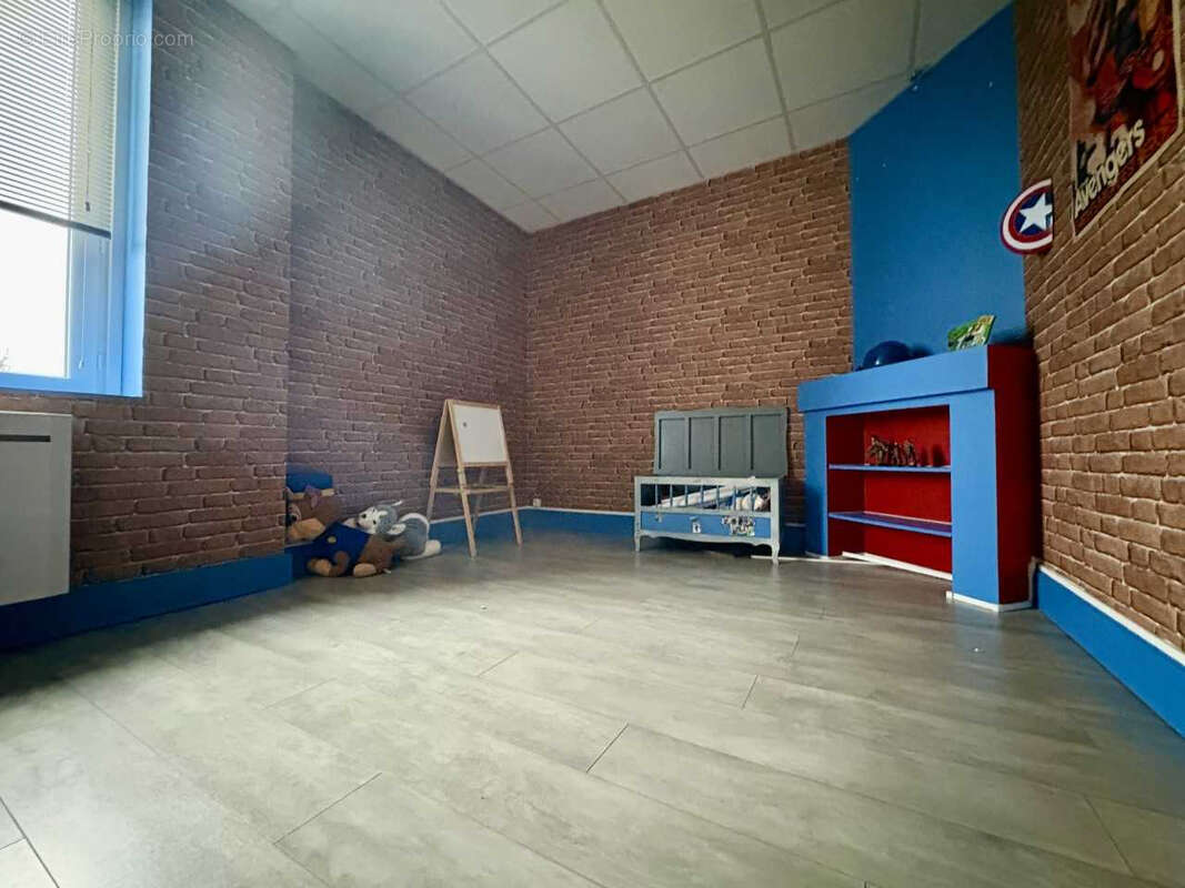 Maison à SAINS-RICHAUMONT