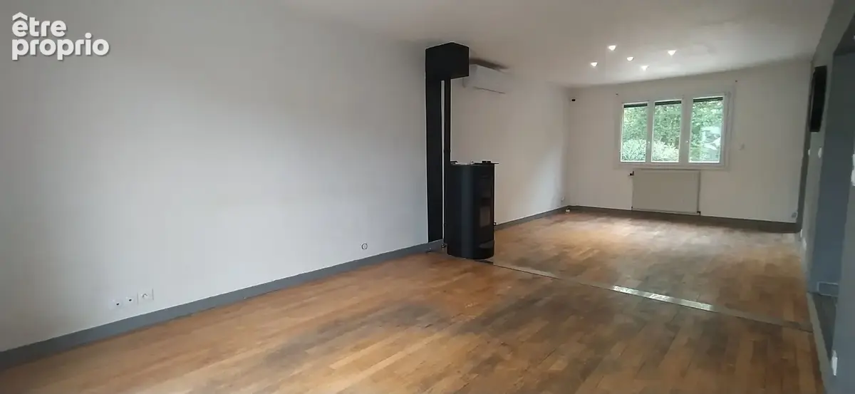 SAINT-FARGEAU - Pavillon sur sous-sol surélevé - 4 pièces - Terrain 1 266 m² - photo 8