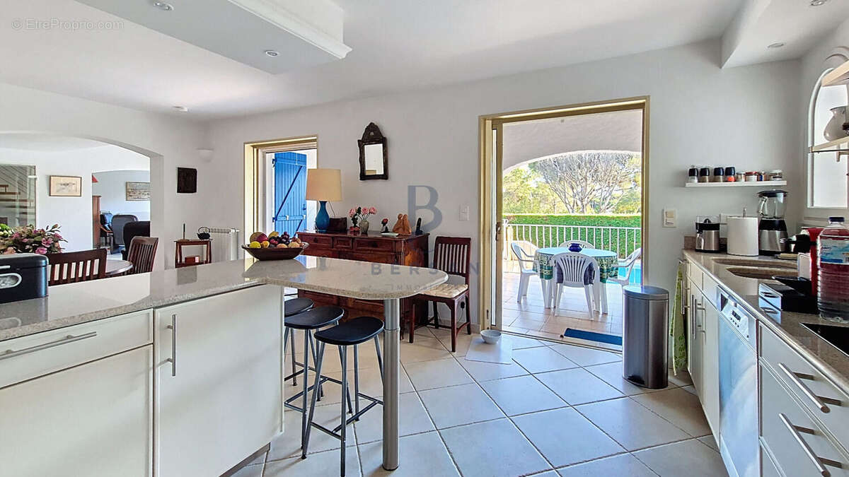 Maison à SAINT-RAPHAEL