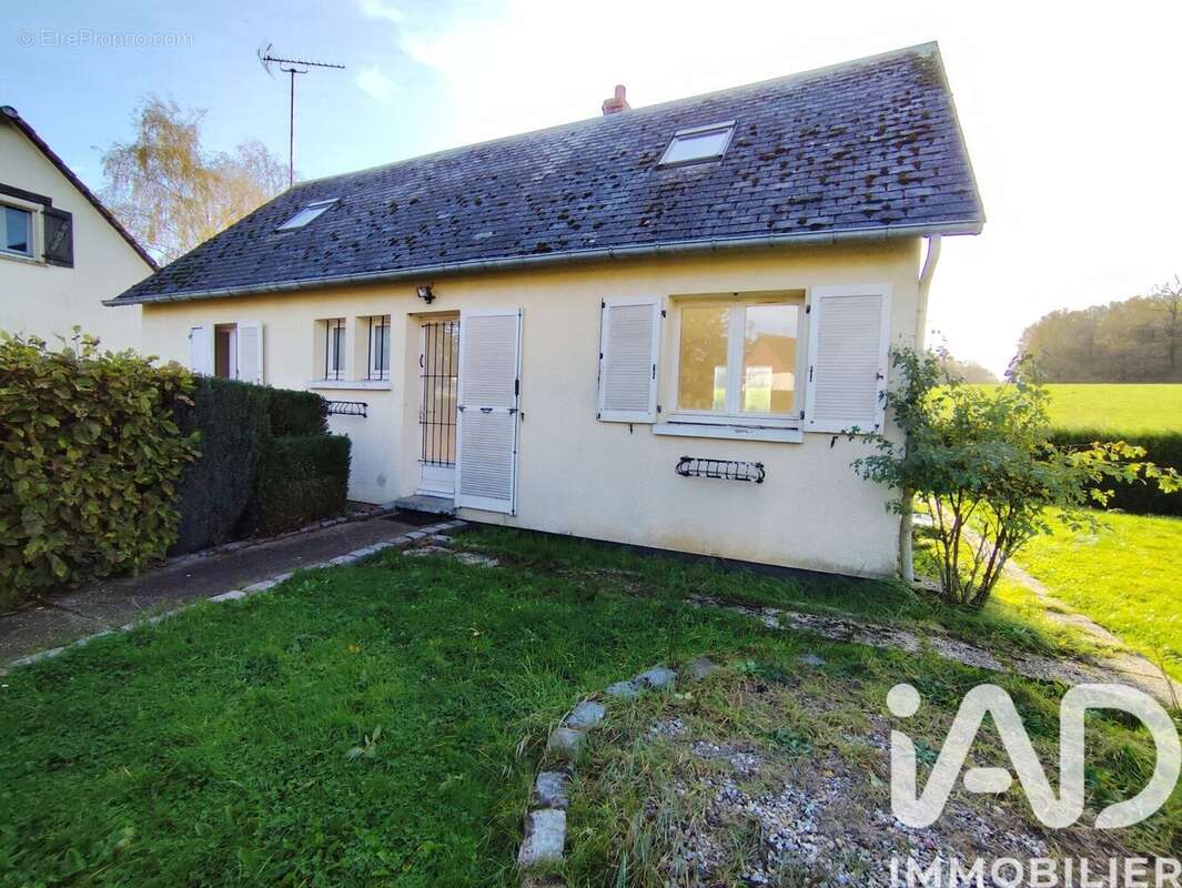 Photo 2 - Maison à BUCHY