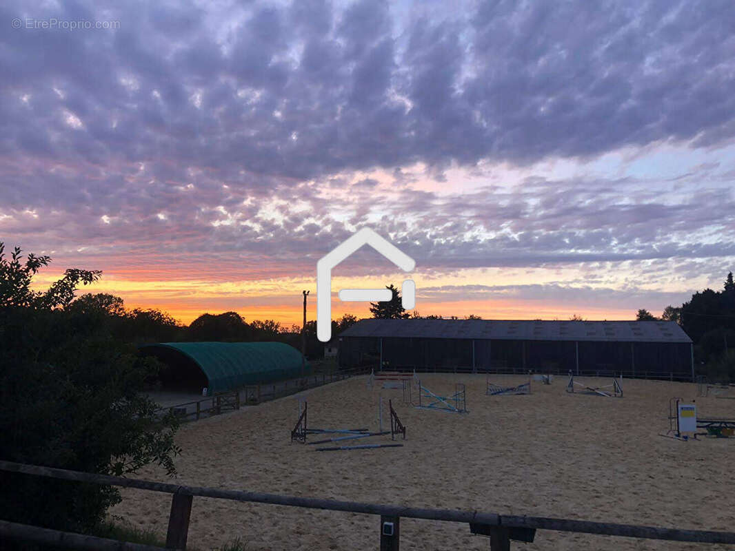 Maison à ARNAC-POMPADOUR