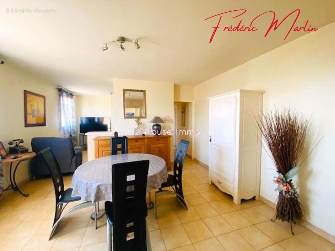 Appartement 76 m² à Uzes  - photo 12