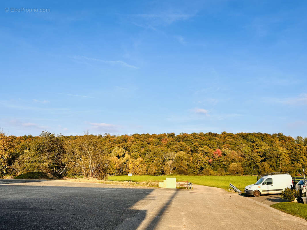 Parking à STRUETH