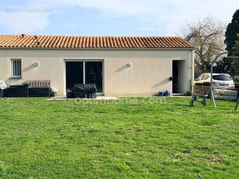 Maison à YVES