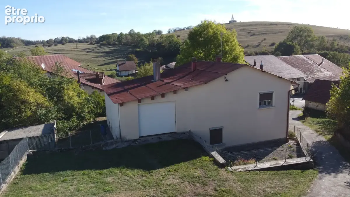 Maison de 202 m2 à rénover - Chaffois (25300) - photo 5