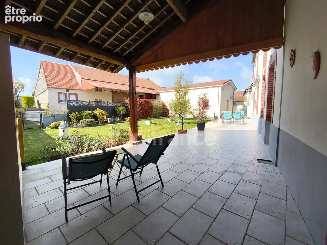  RARE À LA VENTE – Propriété d’exception avec piscine et fort potentiel  - photo 5