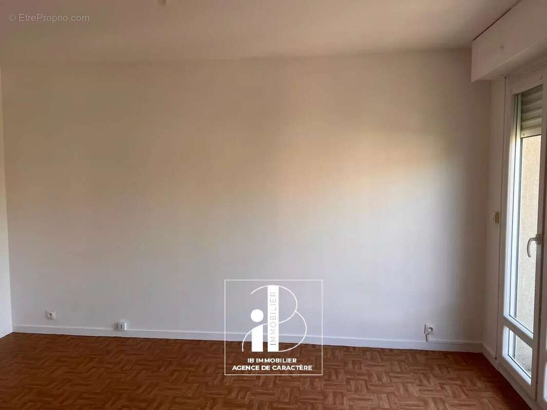 Fontainebleau - appartement f2 de 44.08 m² avec balcon cave et box proche gare et centre ville - photo 6
