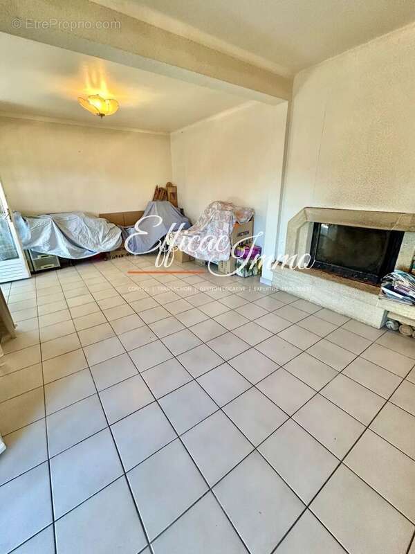 Villa T4 + garage sur 4500m2 de terrain - photo 3