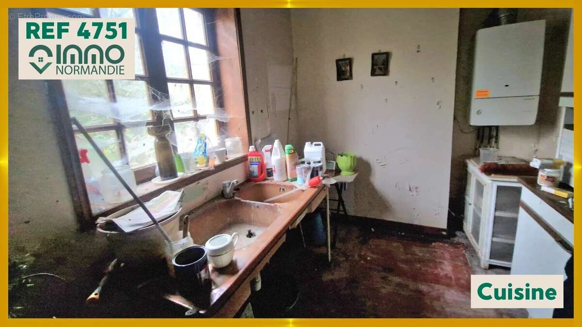 Maison à FOLLEVILLE