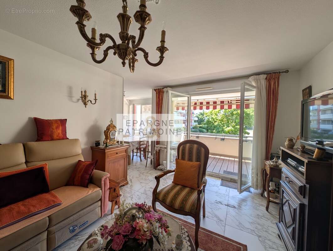 n°4 - Appartement à BOURGOIN-JALLIEU