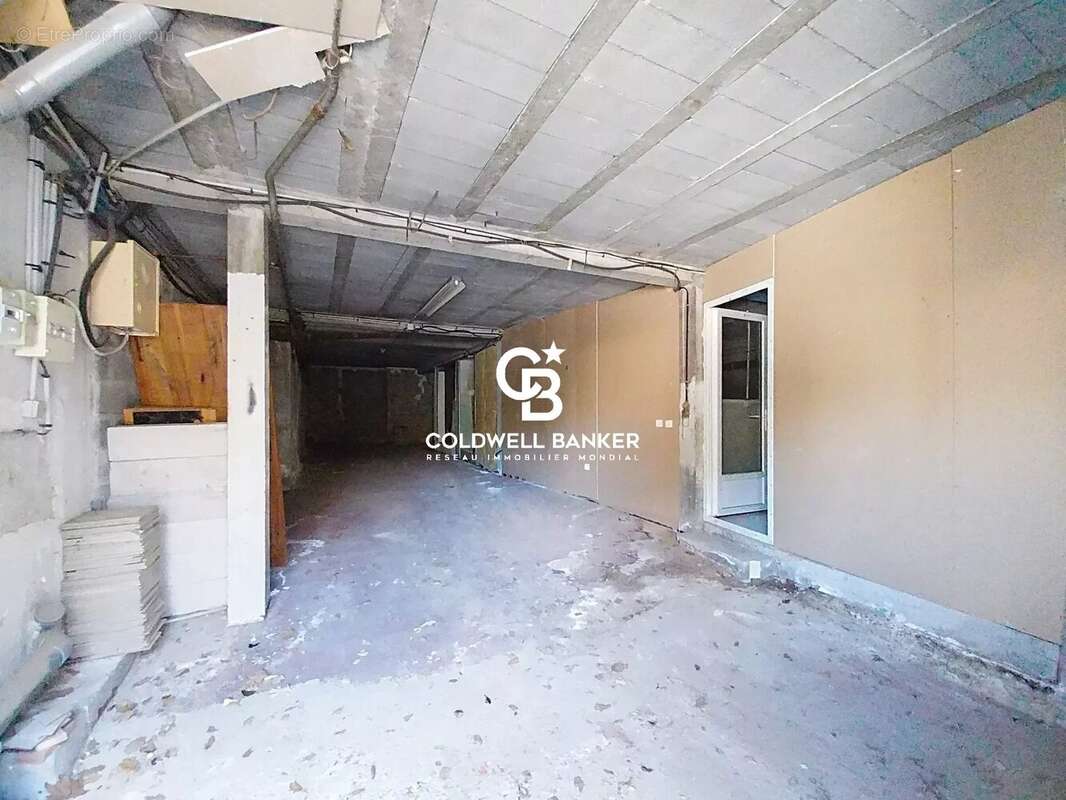 Commerce à SAINT-RAPHAEL