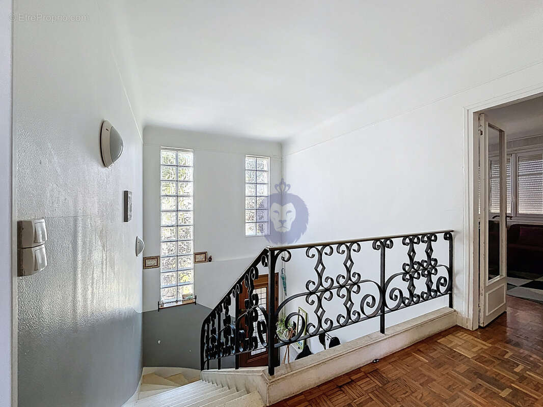 Maison à MELUN