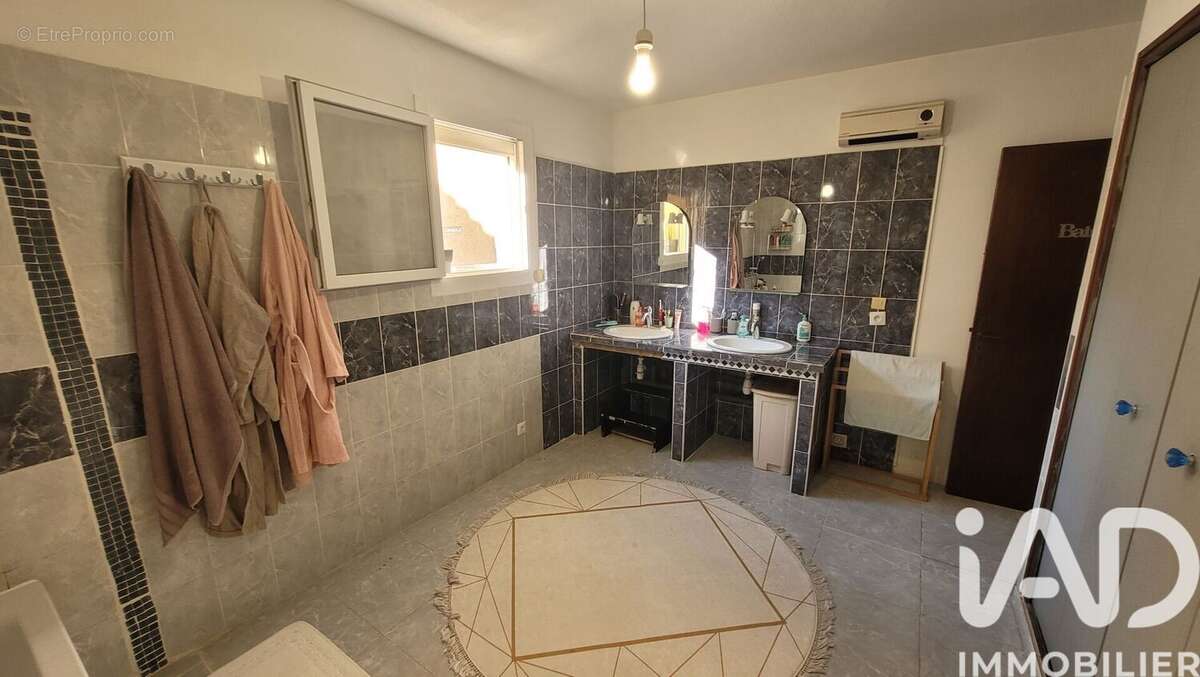 Photo 9 - Appartement à MORIERES-LES-AVIGNON