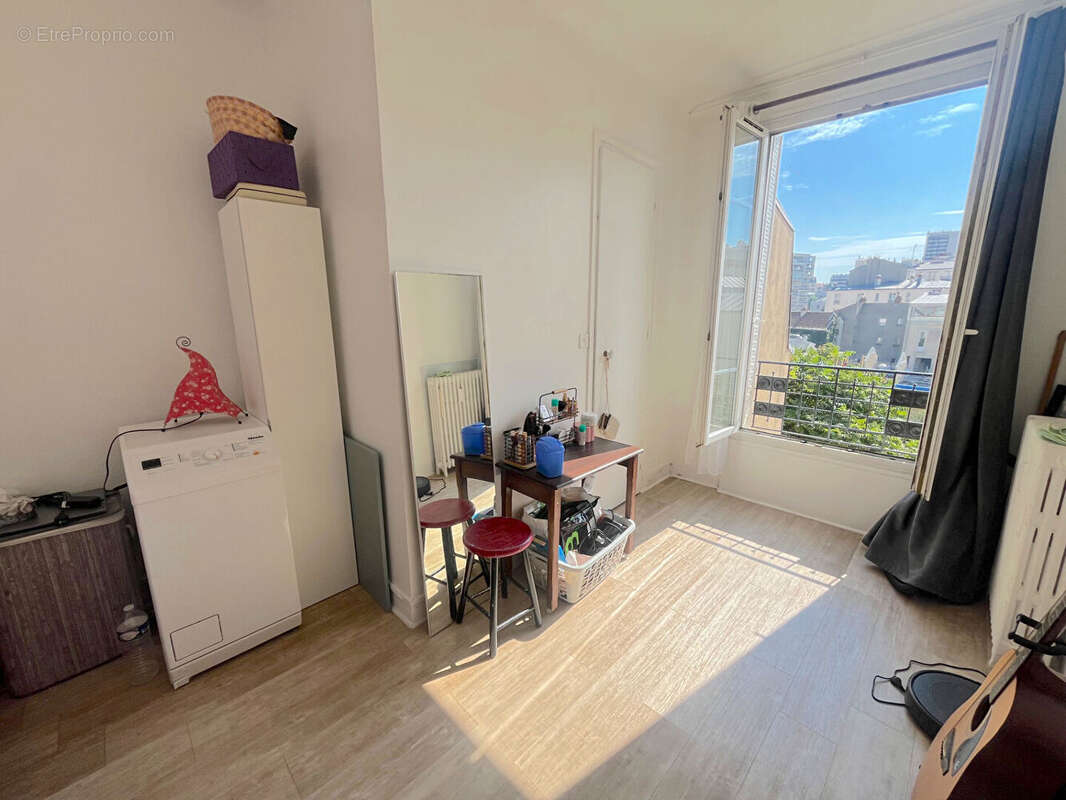 Appartement à PARIS-20E