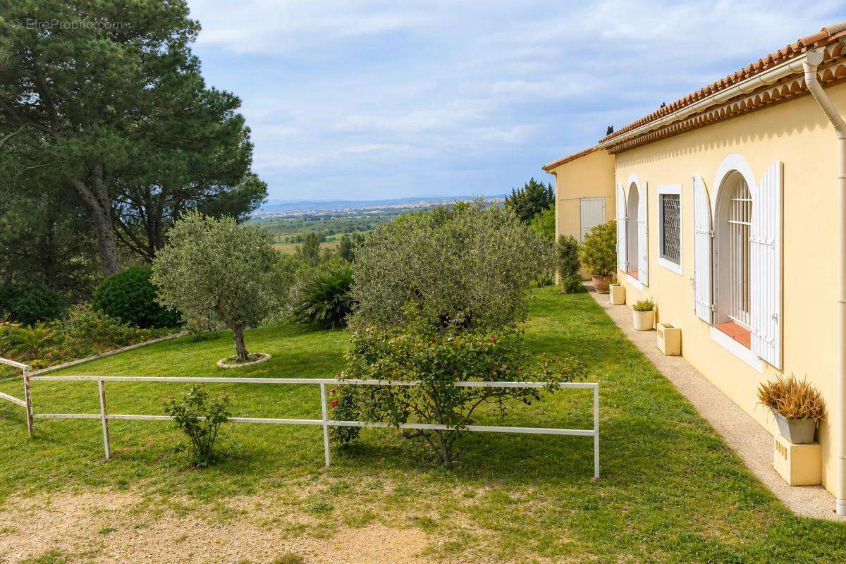 Armissan, propriété de 224 m2 dans un cadre naturel exceptionnel - photo 37
