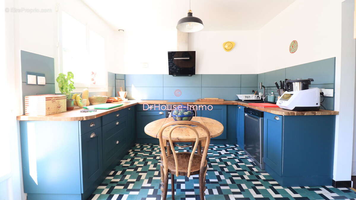 Maison à BLANQUEFORT