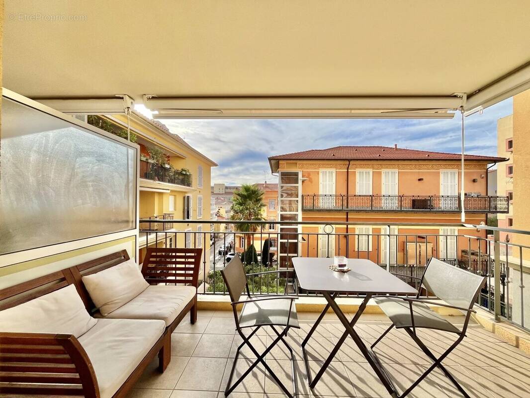 Appartement à MENTON