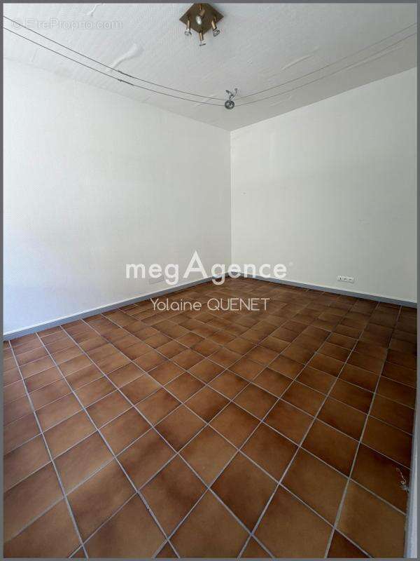 Maison en pierre de 158m2 dont local de 70 «m2 - photo 11