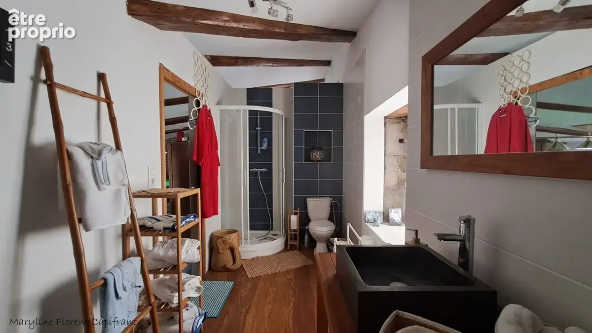 Bâtisse en pierre de 262 m², Cour, jardin cocon, garage & fort potentiel - photo 20