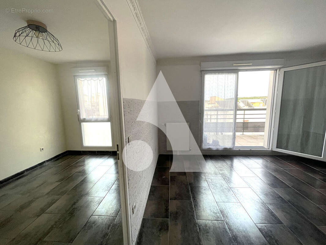 Appartement à LIMEIL-BREVANNES