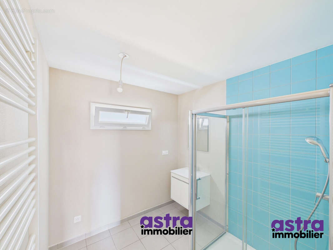 Appartement 46 m² à Saint-Louis  - photo 7