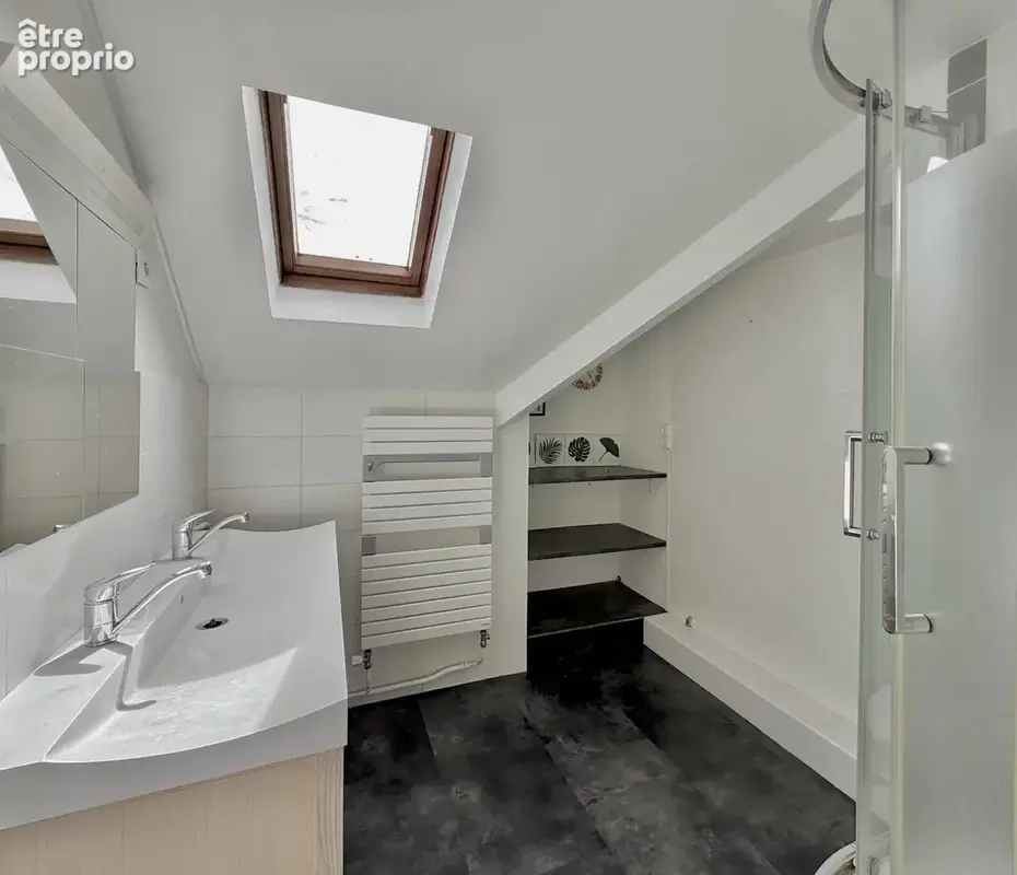 BRUNOY – Quartier des Deux Vallées – Élégante demeure de caractère avec piscine sur terrain arboré de 1.355m² - photo 23