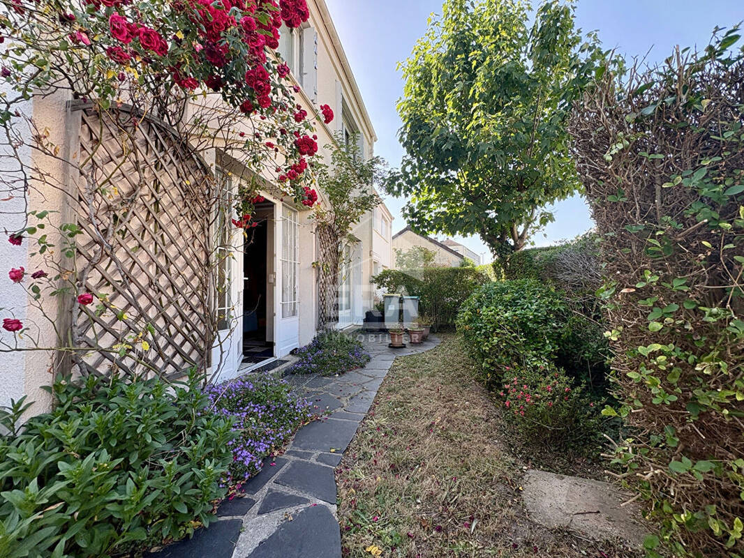 Maison à VILLEPREUX