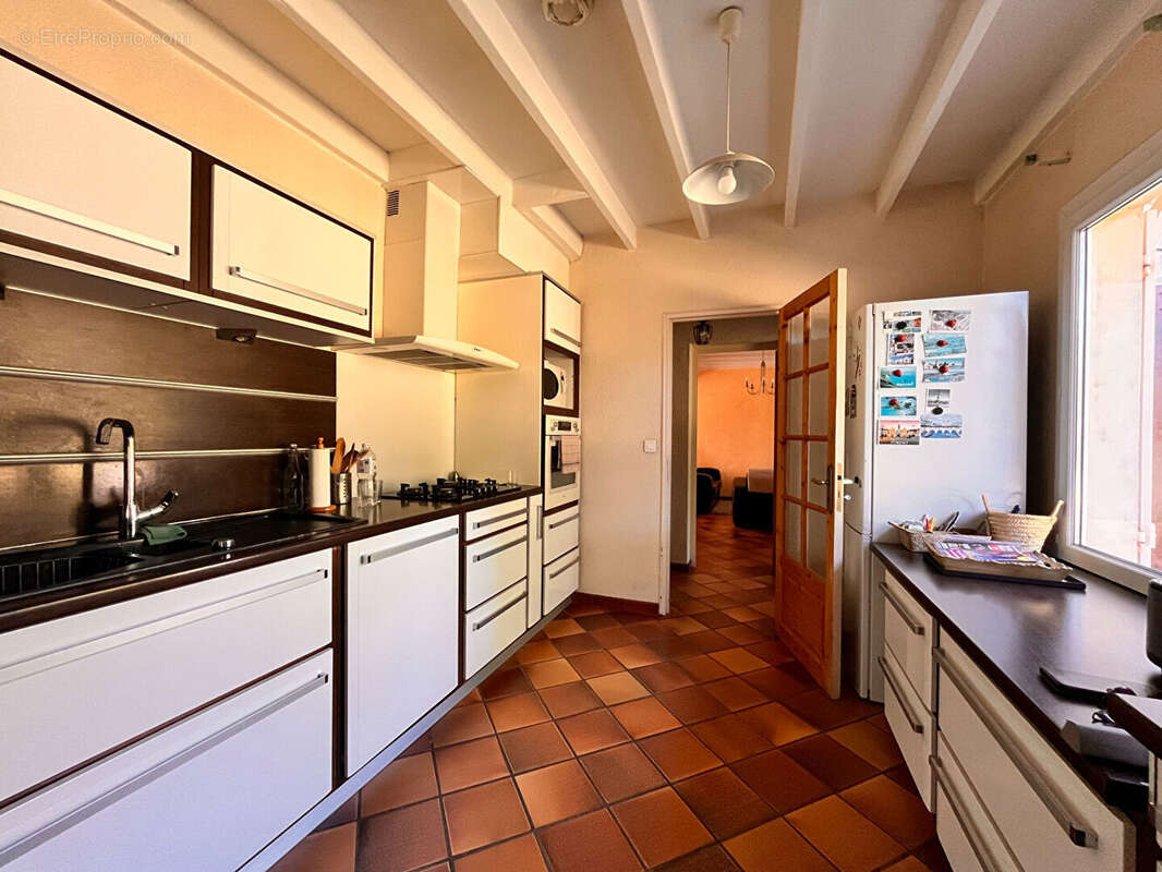 Maison à AMBARES-ET-LAGRAVE