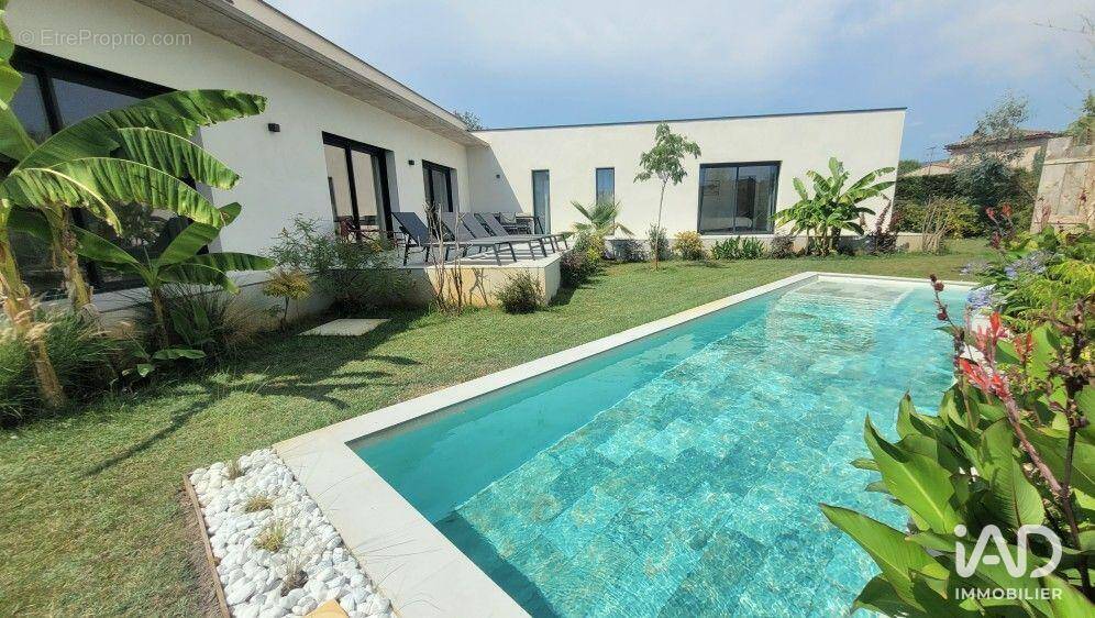Photo 1 - Maison à L'ISLE-SUR-LA-SORGUE