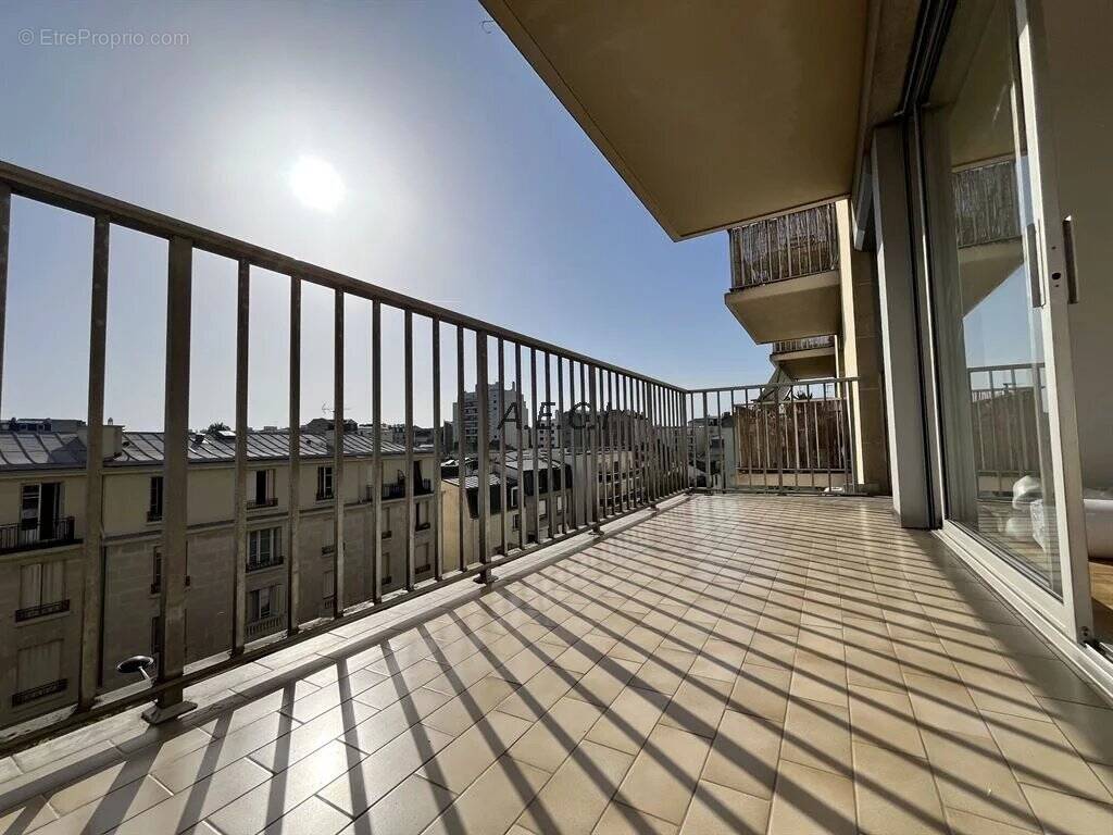 Appartement à ASNIERES-SUR-SEINE