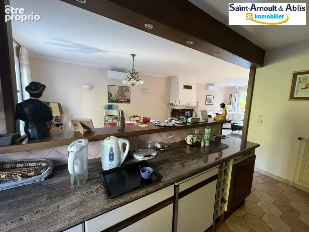 Maison 151 m² à Saint-Arnoult-En-Yvelines  - photo 7