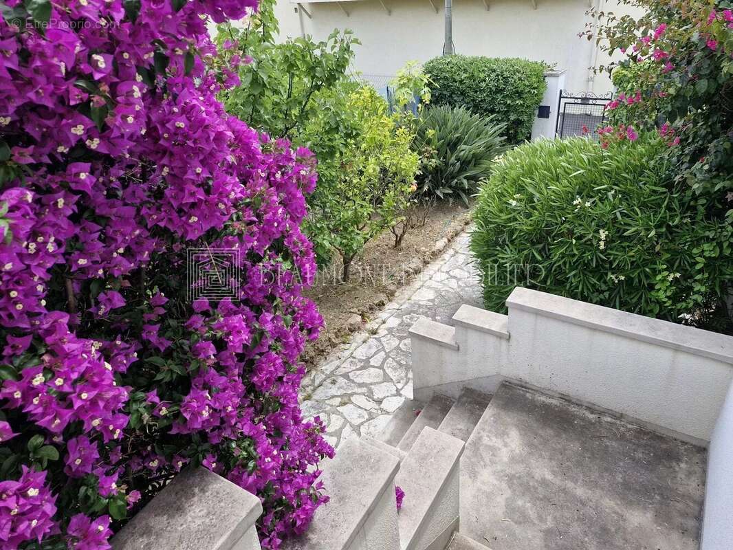 Maison à CAGNES-SUR-MER
