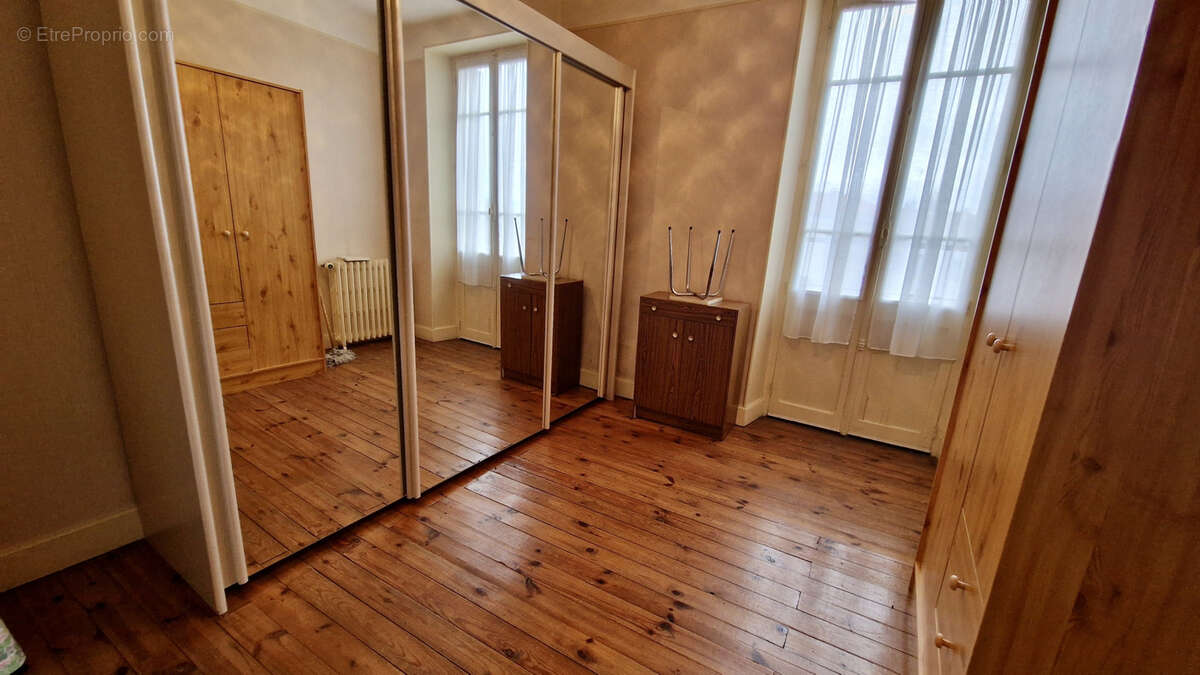 Maison à PAULHAGUET