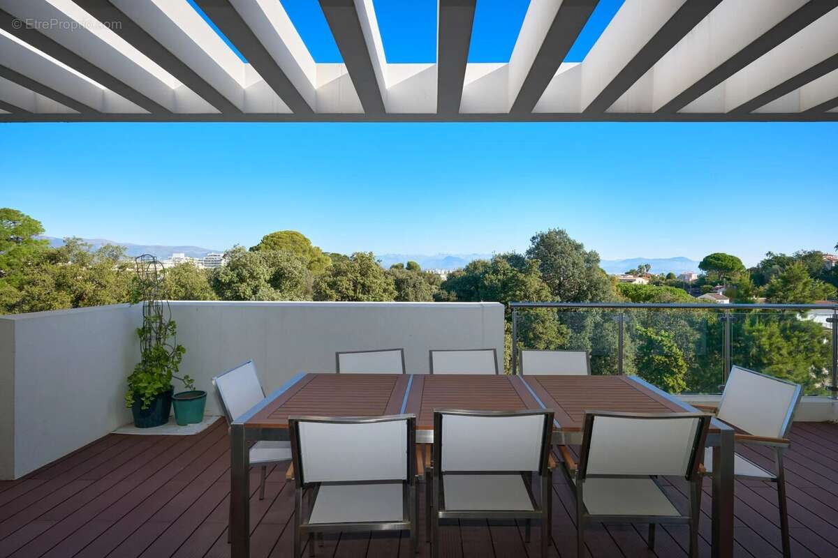 CAP D'ANTIBES -  Sous offre - Penthouse de 185m² dans résidence d'exception - E42 - photo 18