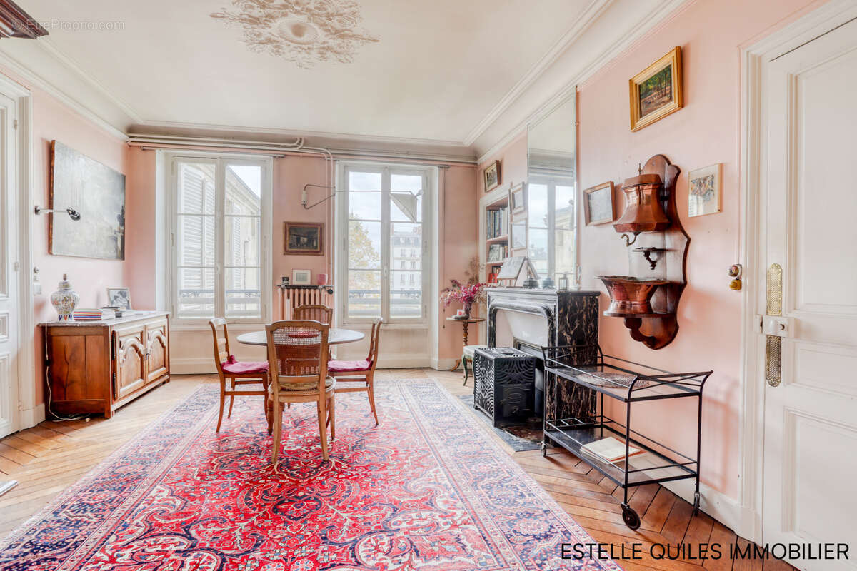 Appartement à VERSAILLES