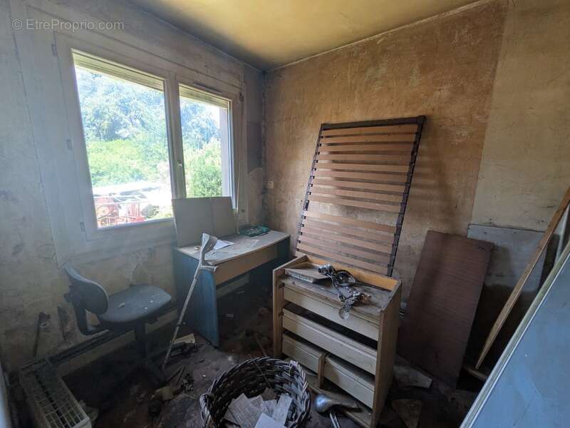 Bubry maison à rénover de 117 m² environ habitable 3 pièces appenti et hangar à rénover parcelle de 1621m² - photo 15