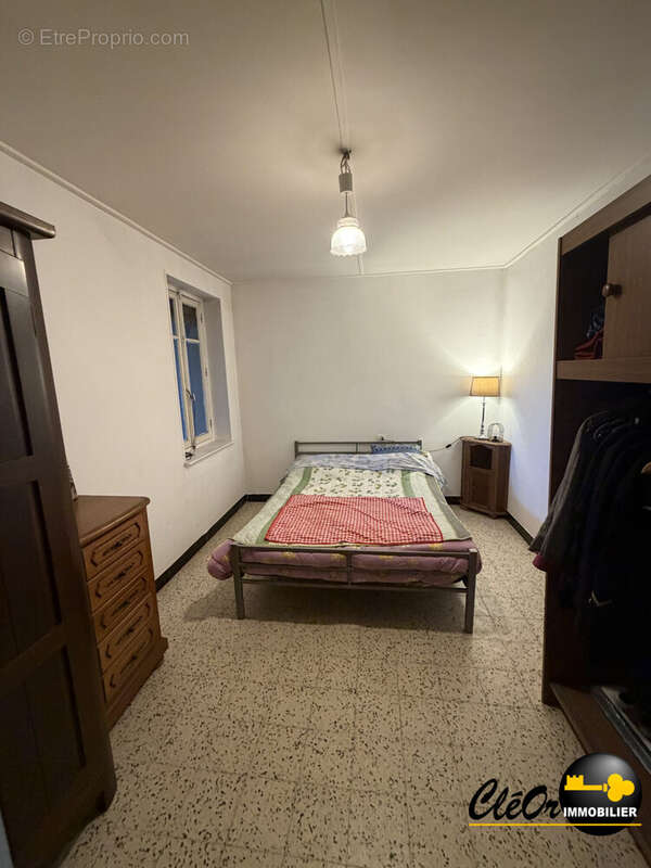 Maison à LONGEPIERRE