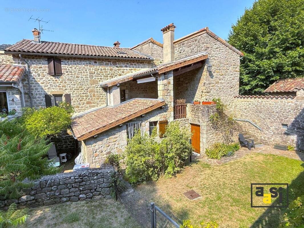   - Maison à LA SOUCHE