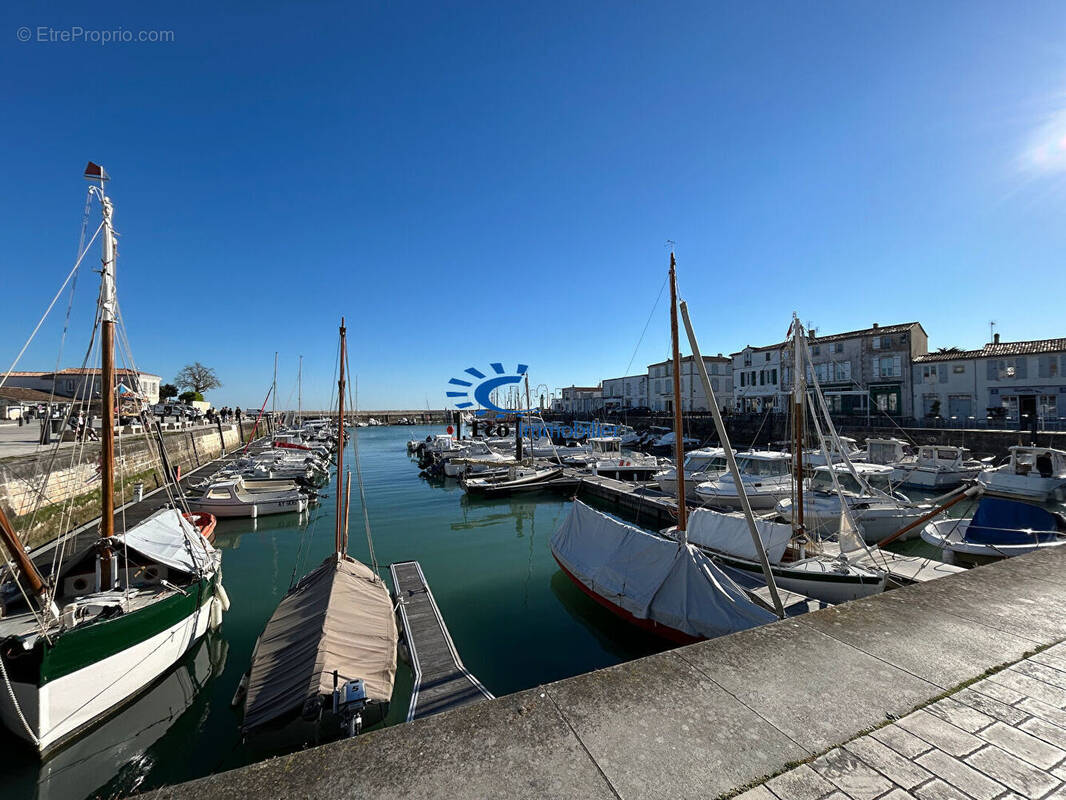 Maison à LA FLOTTE
