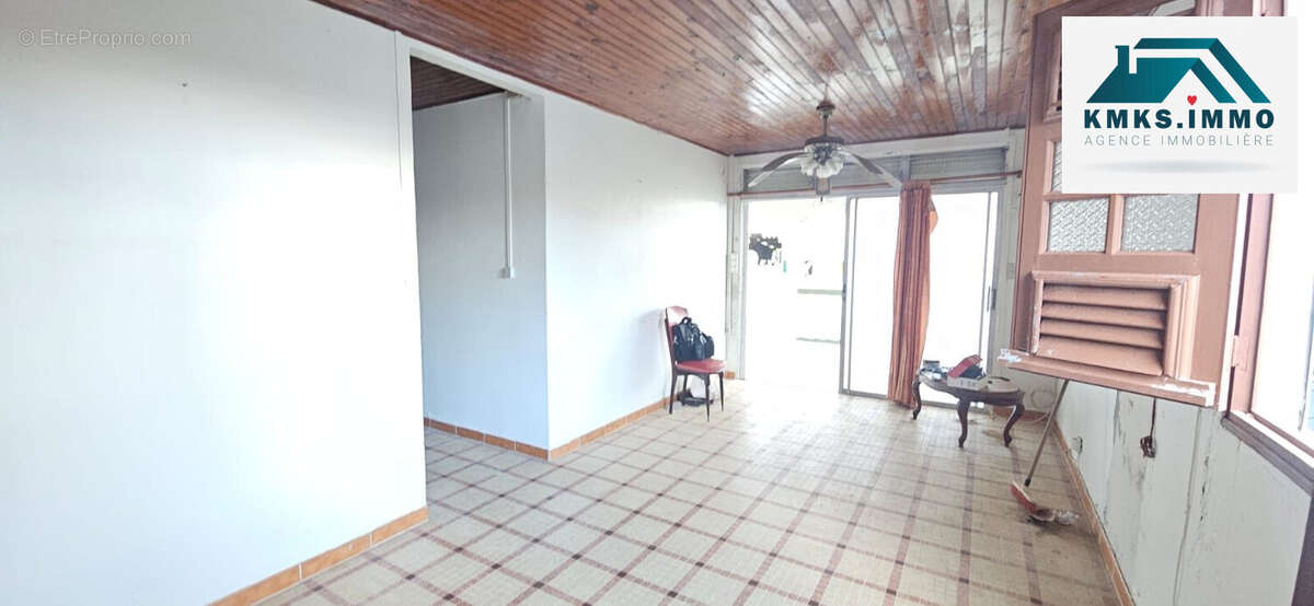 Maison à BASSE-POINTE