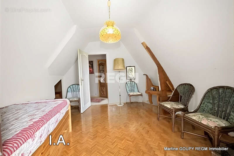 Maison à FEROLLES