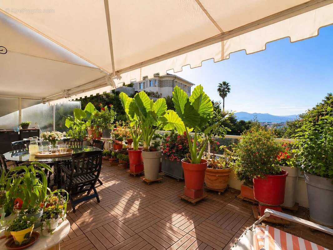 Appartement à CANNES