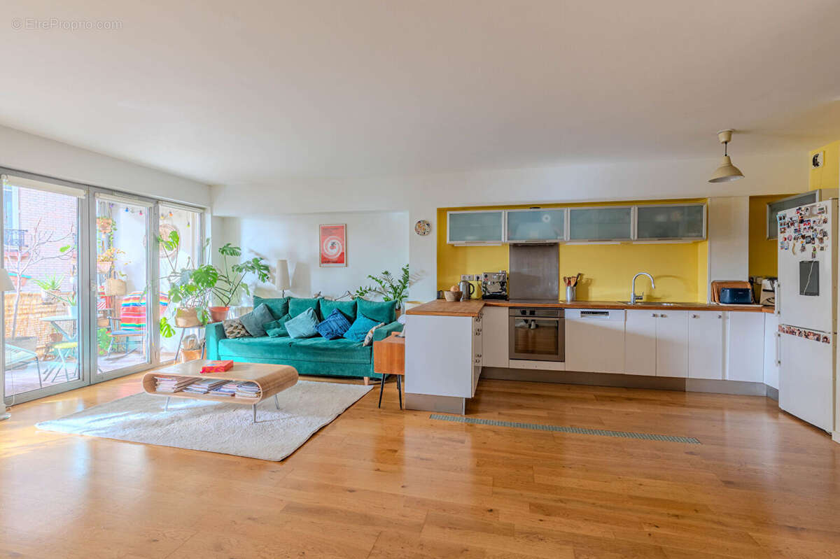 Appartement à PARIS-20E
