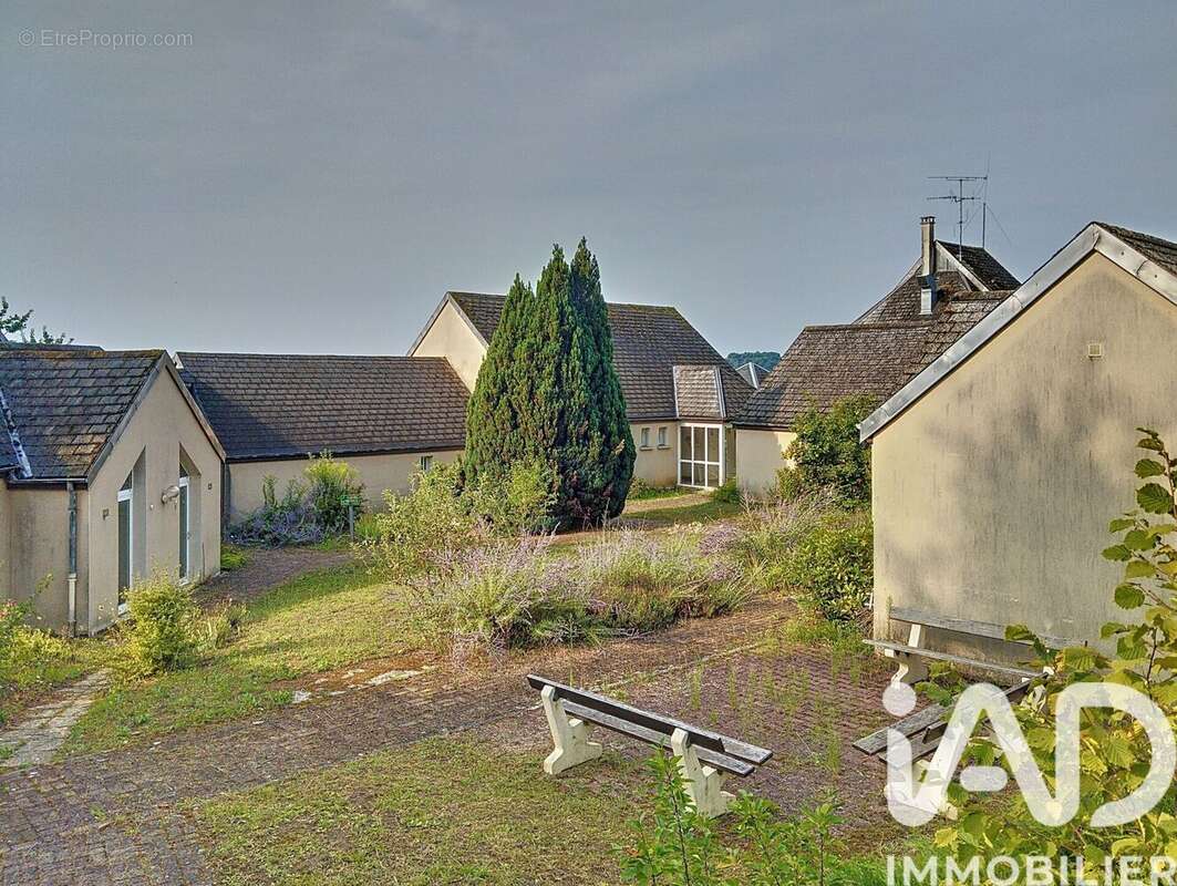 Appartement 2900 m² à Bourg-Et-Comin  - photo 7