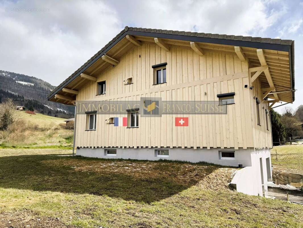 Onnion – chalet familial d’environ 300 m², 5 chambres, terrain de 4 484 m² et vue montagnes - photo 3