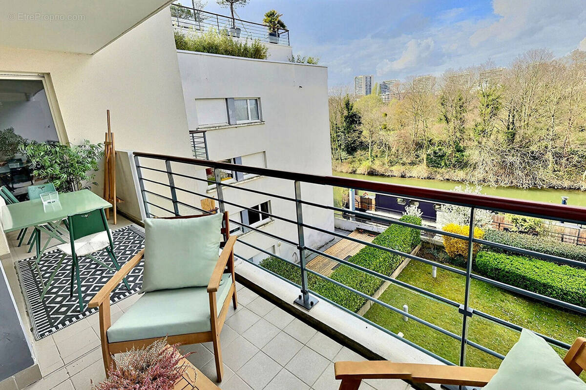 Appartement à ISSY-LES-MOULINEAUX