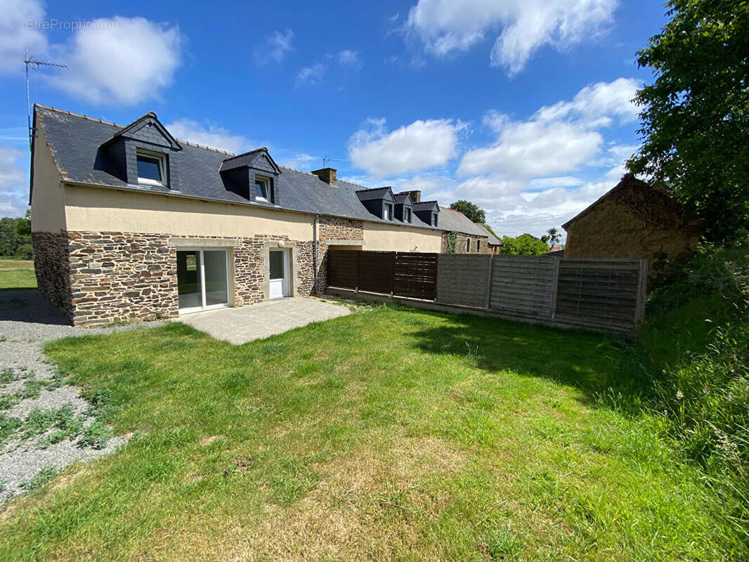 Maison à PLENEE-JUGON